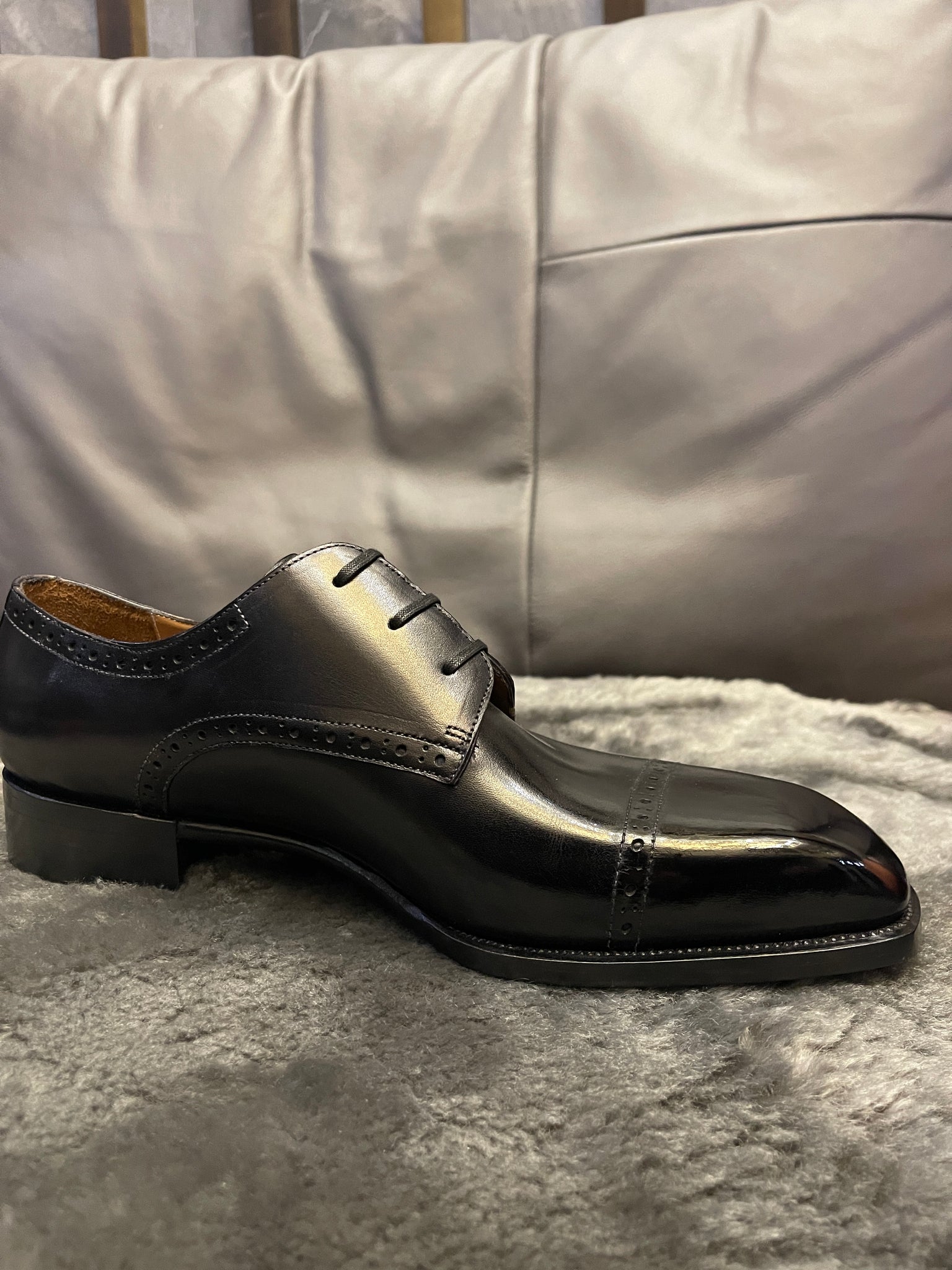 VSong Black Derby Shoes Cap Toe Hand-Painted Leather Prom Shoes