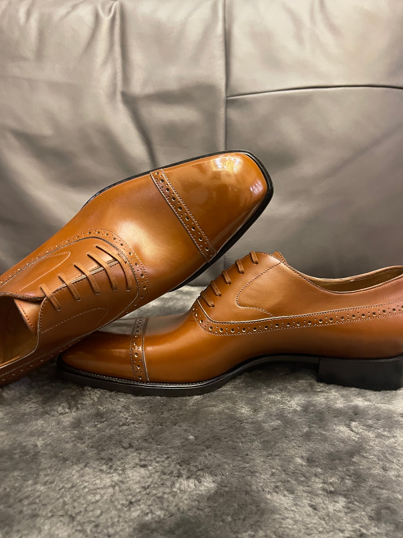 VSong Brown Oxfords Shoes Handsewn Captoe Leather Business Shoes for men