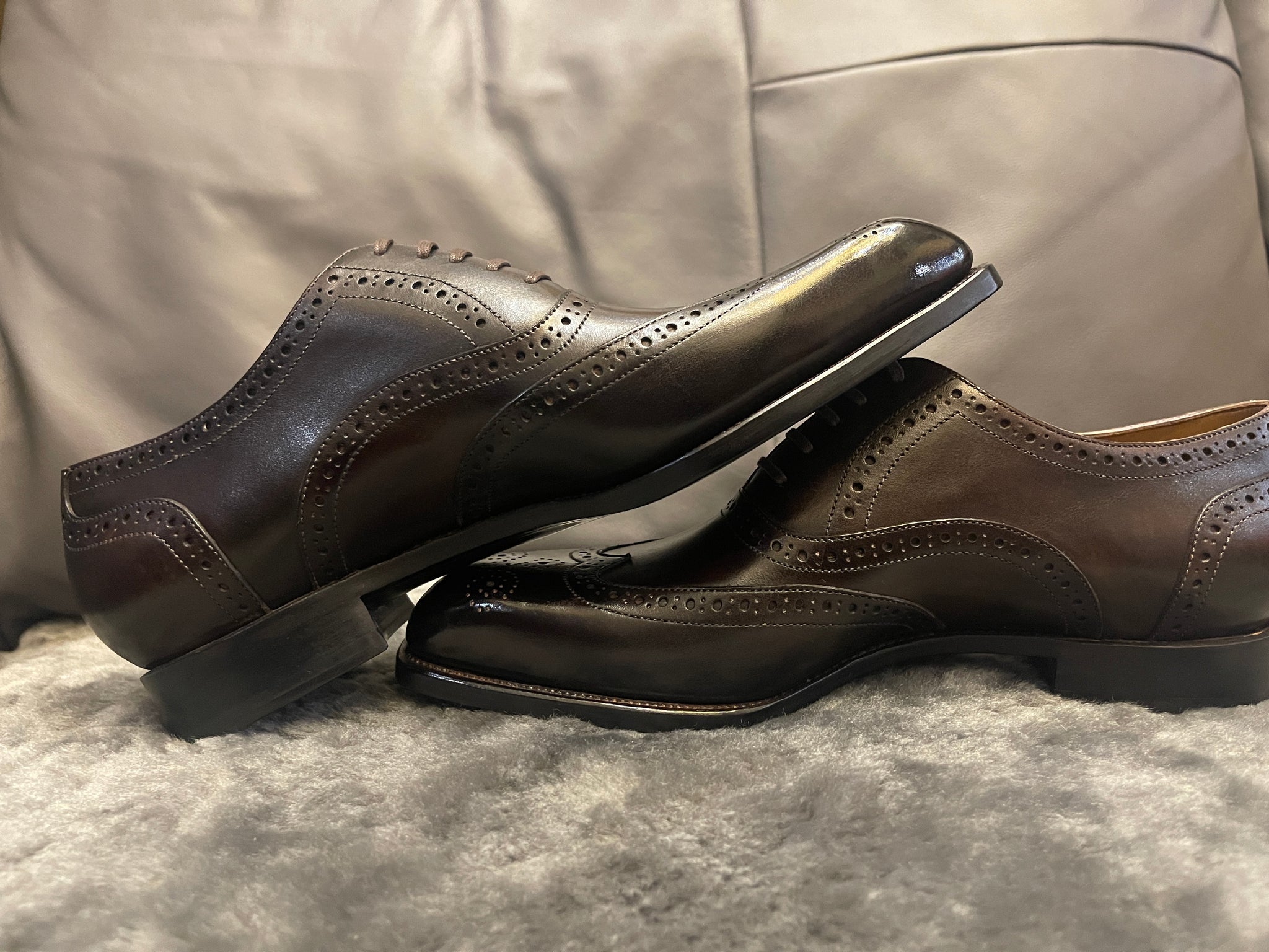 VSong Dark Brown Oxfords Wingtip Cap Toe Shoes Business Dress Shoes